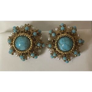 Vintage Baroque  Faux Pearl Turquoise clip on earrings